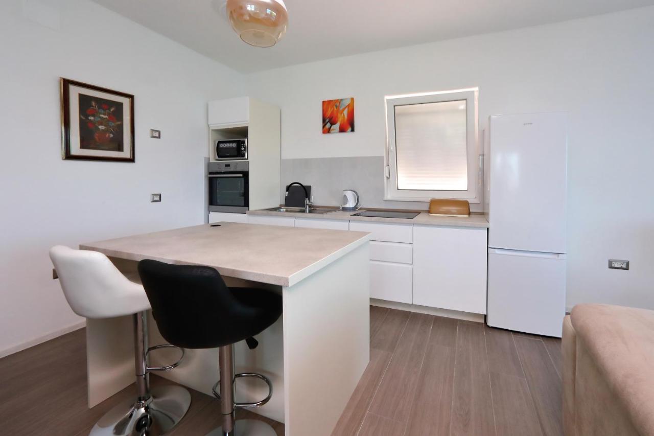 Apartmani Marina S Pogledom, Sukošan Exteriér fotografie