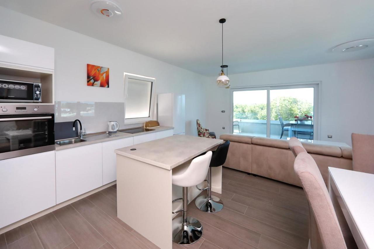 Apartmani Marina S Pogledom, Sukošan Exteriér fotografie