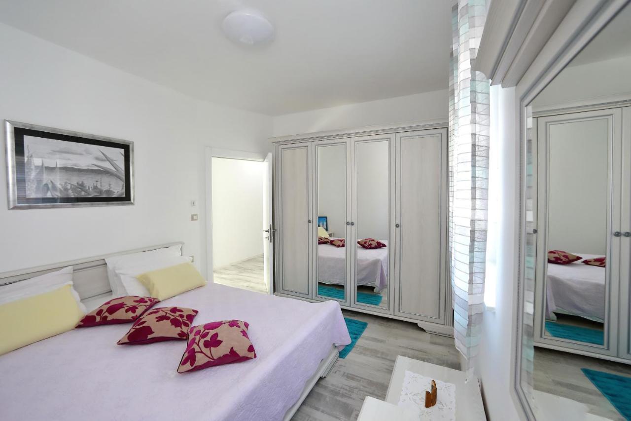 Apartmani Marina S Pogledom, Sukošan Exteriér fotografie