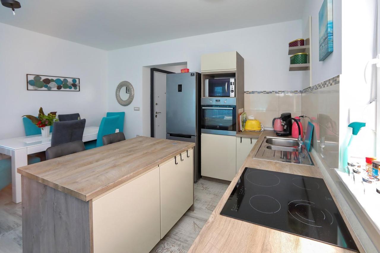 Apartmani Marina S Pogledom, Sukošan Exteriér fotografie