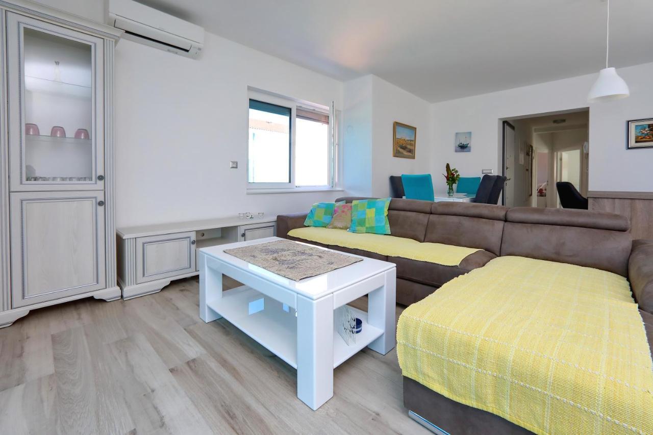 Apartmani Marina S Pogledom, Sukošan Exteriér fotografie